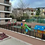 Allegro Home, Apartment By Lmg