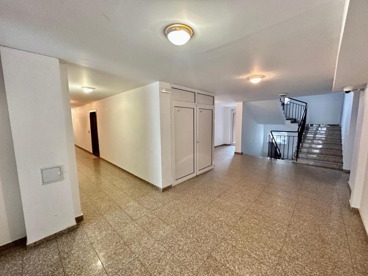 Apartment Allegro Home, By Lmg
