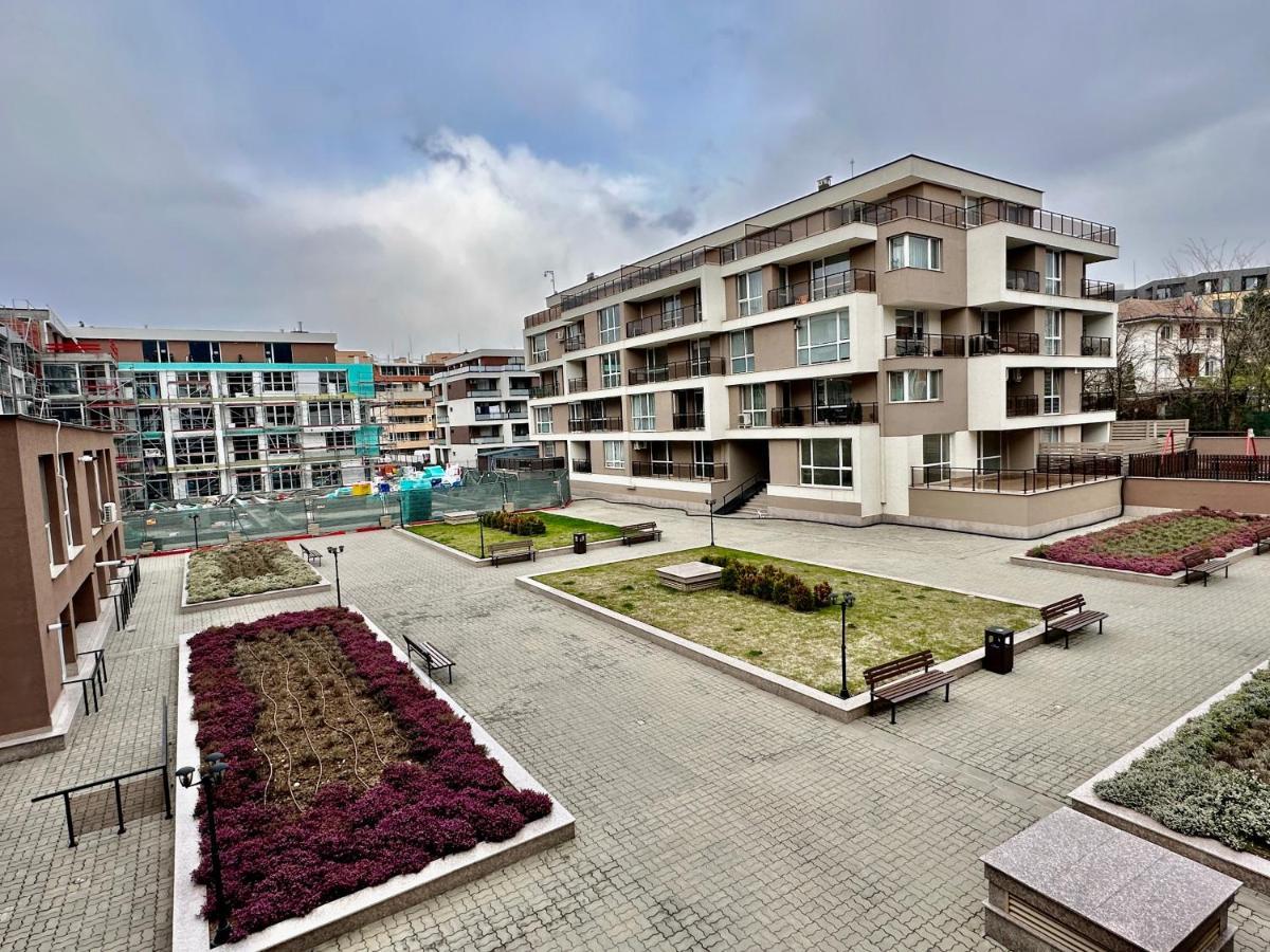 Apartemen Allegro Home, By Lmg